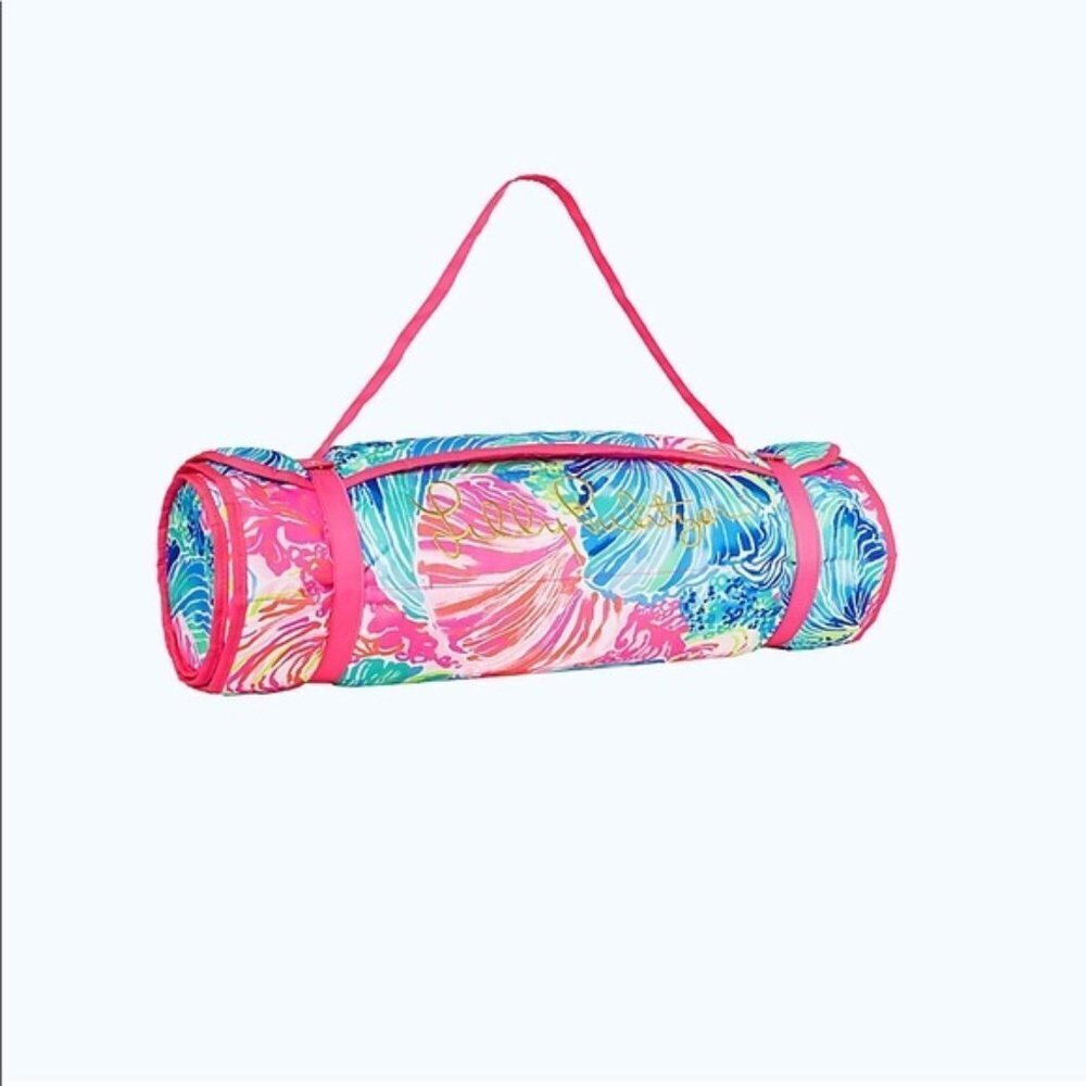 Lilly Pulitzer Beach Roll Mat new with tags in package